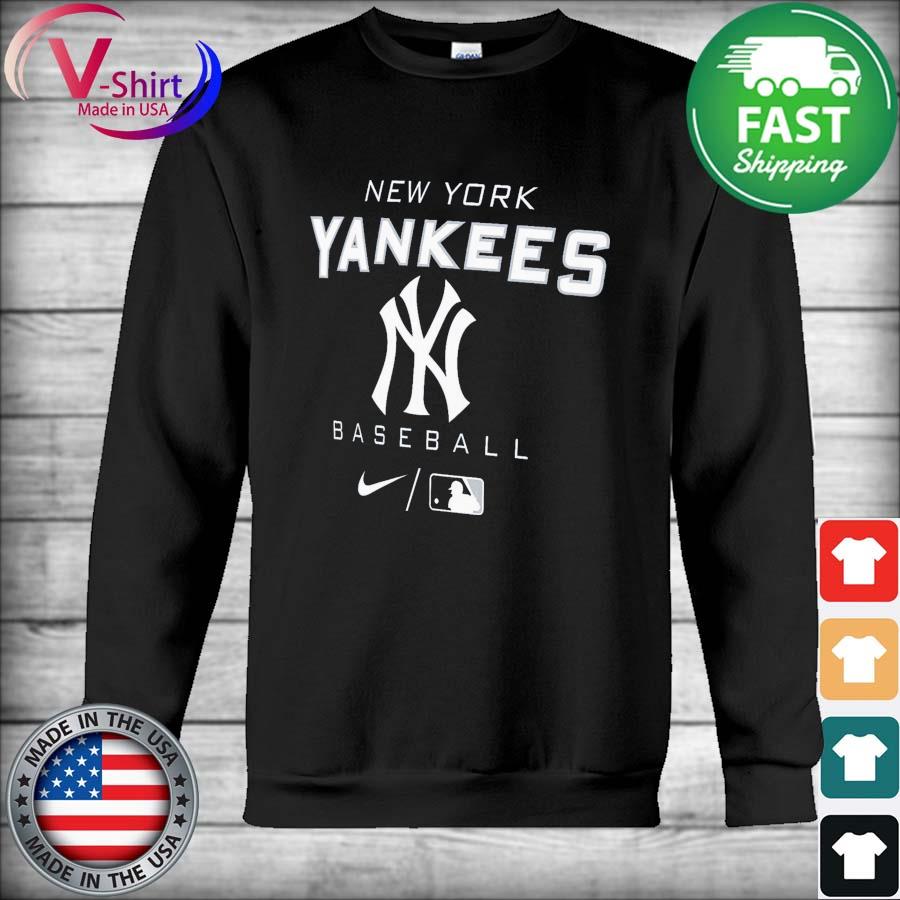 Nike Youth New York Yankees Authentic Collection Therma-FIT shirt