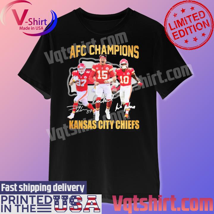 Champions Kansas City Chiefs Travis Kelce Patrick Mahomes And Isiah Pacheco  Signatures T-shirt - REVER LAVIE